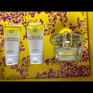 NEW Versace “Yellow Diamond” Gift Set Perfume 1.7 oz + Shower Gel + Body Lotion